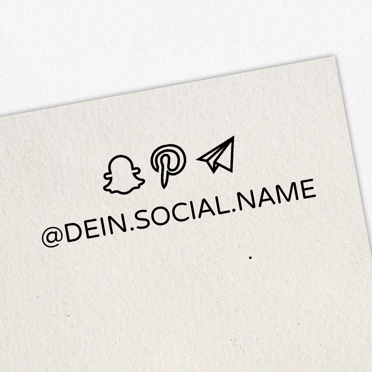 Personalisierter Social Media Stempel mit 3 Icons oben als Holzstempel